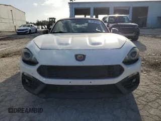 ✅ 2017 FIAT 124 Spider Elaborazione Abarth • VIN: JC1NFAEK5H0125105 • Lot: 78190984. Listed on Copart with 77,518 mi. Free auction sales archive from the USA and detailed vehicle history report at DreamBid. Image 5.