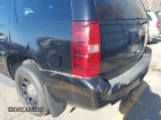 ✅ 2014 Chevrolet Tahoe Commercial • VIN: 1GNLC2E0XER158929 • Lot: 43623990. Wystawiony na IAAI z przebiegiem 150 104 mil. Bezpłatny archiwum sprzedaży aukcyjnych z USA i szczegółowy raport historii pojazdu na DreamBid. Zdjęcie 6.