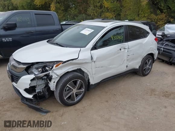 ✅ 2021 Honda HR-V EX • VIN: 3CZRU6H56MM727512 • Lot: 43555859. Listed on IAAI with 18,860 mi. Free auction sales archive from the USA and detailed vehicle history report at DreamBid. Image 2.
