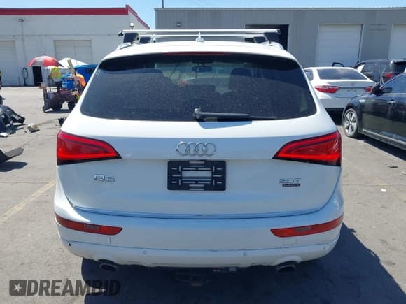 ✅ 2017 Audi Q5 Premium • VIN: WA1C2AFP5HA071857 • Lot: 42845379. Listed on IAAI with 117,519 mi. Free auction sales archive from the USA and detailed vehicle history report at DreamBid. Image 17.