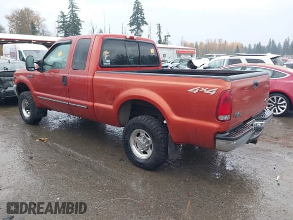 ✅ 2000 Ford F-250 XL • VIN: 1FTNX21L7YEB12167 • Lot: 43691984. Listed on IAAI with 108,749 mi. Free auction sales archive from the USA and detailed vehicle history report at DreamBid. Image 3.