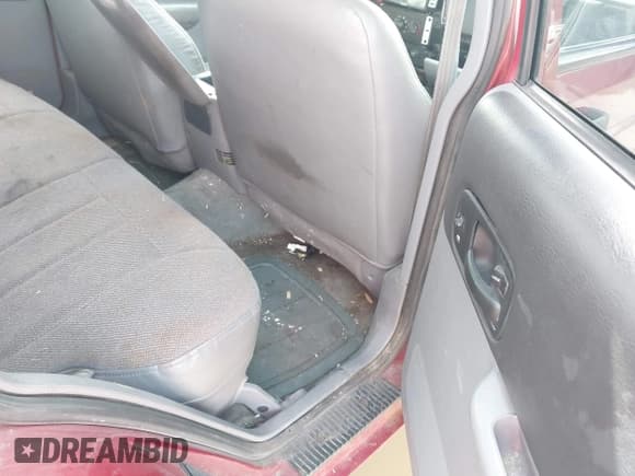 ✅ 1998 Jeep Cherokee Sport • VIN: 1J4FJ68S9WL219525 • Lot: 41889198. Listed on IAAI with Not provided. Free auction sales archive from the USA and detailed vehicle history report at DreamBid. Image 8.