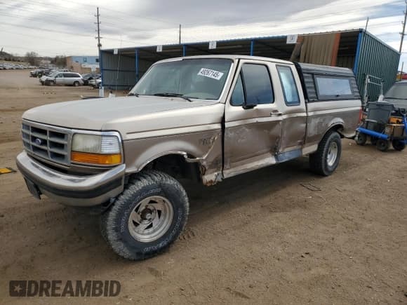 ✅ 1992 Ford F-150 S • VIN: 1FTEX15Y0NKB12878 • Lot: 49267145. Listed on Copart with 238,017 mi. Free auction sales archive from the USA and detailed vehicle history report at DreamBid. Image 1.