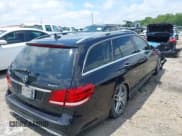 ✅ 2014 Mercedes-Benz E 350 Luxury • VIN: WDDHH8JBXEA996070 • Lot: 42708798. Wystawiony na IAAI z przebiegiem 137 436 mil. Bezpłatny archiwum sprzedaży aukcyjnych z USA i szczegółowy raport historii pojazdu na DreamBid. Zdjęcie 4.