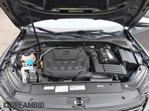 ✅ 2018 Volkswagen Passat SE • VIN: 1VWBA7A30JC027199 • Lot: 42266836. Listed on IAAI with 94,428 mi. Free auction sales archive from the USA and detailed vehicle history report at DreamBid. Image 10.