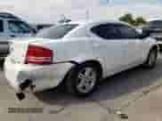 2008 Dodge Avenger SXT с VIN 1B3LC56K28N579227, выставлен на аукционе Copart как лот 71221134 с пробегом 270 977 миль миль и Списание • Salvage title. История ставок и продаж доступна на DreamBid. Изображение 3.