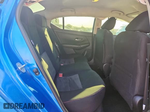 ✅ 2023 Nissan Sentra SR • VIN: 3N1AB8DV5PY245074 • Lot: 80162665. Wystawiony na Copart z przebiegiem 30 690 mil. Bezpłatny archiwum sprzedaży aukcyjnych z USA i szczegółowy raport historii pojazdu na DreamBid. Zdjęcie 10.