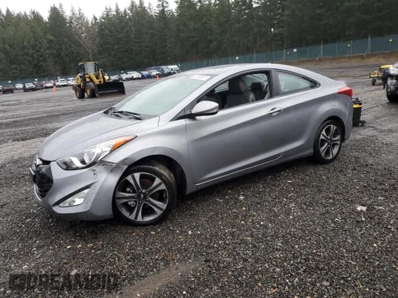 ✅ 2013 Hyundai Elantra SE • VIN: KMHDH6AE9DU013525 • Лот: 43639555. Опубликован ранее на Copart с пробегом Не указан. Бесплатный доступ к архиву аукционных продаж из США и подробный отчёт об истории автомобиля на DreamBid. Изображение 1.