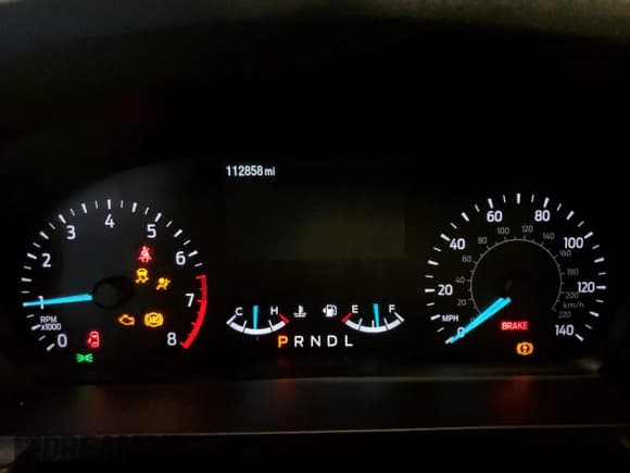 ✅ 2022 Ford Explorer • VIN: 1FMSK7BH9NGA57189 • Lot: 45766545. Wystawiony na Copart z przebiegiem 112 858 mil. Bezpłatny archiwum sprzedaży aukcyjnych z USA i szczegółowy raport historii pojazdu na DreamBid. Zdjęcie 9.