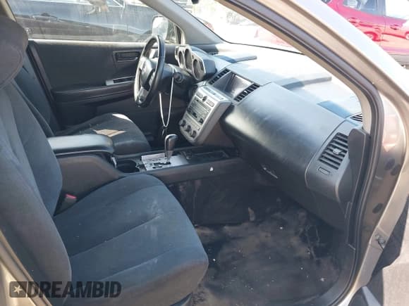 ✅ 2004 Nissan Murano SE • VIN: JN8AZ08W24W335285 • Lot: 43311141. Wystawiony na IAAI z przebiegiem 128 597 mil. Bezpłatny archiwum sprzedaży aukcyjnych z USA i szczegółowy raport historii pojazdu na DreamBid. Zdjęcie 5.