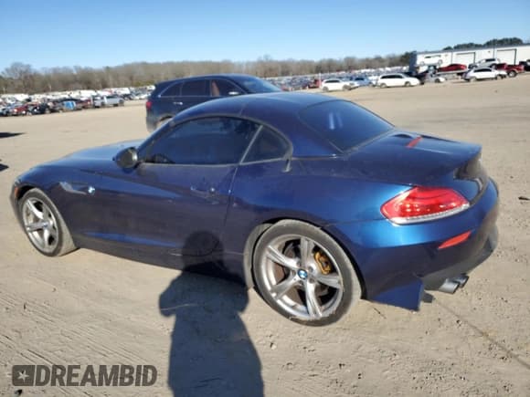 ✅ 2011 BMW Z4 sDrive30i • VIN: WBALM5C56BE378638 • Lot: 89139045. Listed on Copart with 74,525 mi. Free auction sales archive from the USA and detailed vehicle history report at DreamBid. Image 2.