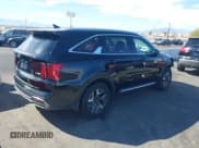 ✅ 2021 Kia Sorento S • VIN: KNDRG4LG5M5049710 • Lot: 41894767. Listed on IAAI with 67,556 mi. Free auction sales archive from the USA and detailed vehicle history report at DreamBid. Image 4.