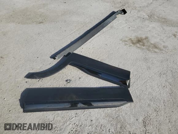 ✅ 2020 Hyundai Santa Fe Limited • VIN: 5NMS53AD2LH251734 • Lot: 48118714. Wystawiony na Copart z przebiegiem 29 861 mil. Bezpłatny archiwum sprzedaży aukcyjnych z USA i szczegółowy raport historii pojazdu na DreamBid. Zdjęcie 15.