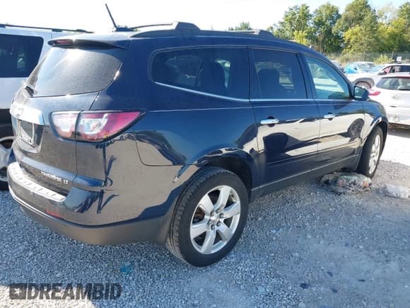 ✅ 2016 Chevrolet Traverse LT • VIN: 1GNKVGKD6GJ201612 • Lot: 43110701. Listed on IAAI with 99,846 mi. Free auction sales archive from the USA and detailed vehicle history report at DreamBid. Image 4.