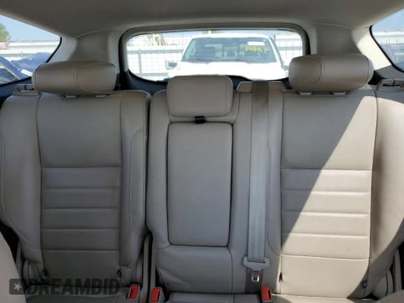 ✅ 2014 Ford Escape Titanium • VIN: 1FMCU0JX2EUC20720 • Лот: 71094495. Опубликован ранее на Copart с пробегом 179 132 миль. Бесплатный доступ к архиву аукционных продаж из США и подробный отчёт об истории автомобиля на DreamBid. Изображение 10.