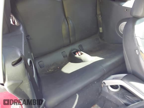 ✅ 2007 MINI Convertible S • VIN: WMWRH33537TJ43202 • Lot: 42558632. Listed on IAAI with 184,134 mi. Free auction sales archive from the USA and detailed vehicle history report at DreamBid. Image 8.