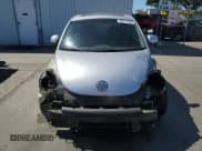 ✅ 2000 Volkswagen Beetle GLS • VIN: 3VWCD21C1YM499435 • Lot: 66917245. Listed on Copart with 74,429 mi. Free auction sales archive from the USA and detailed vehicle history report at DreamBid. Image 5.