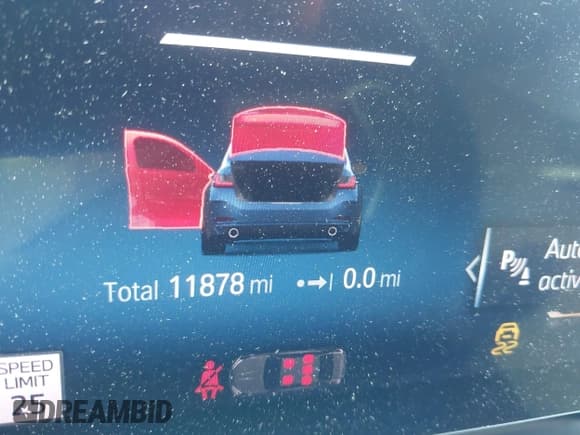 ✅ 2023 BMW 3 Series 330i xDrive • VIN: 3MW89FF06P8D68103 • Lot: 42456198. Listed on IAAI with 11,878 mi. Free auction sales archive from the USA and detailed vehicle history report at DreamBid. Image 15.