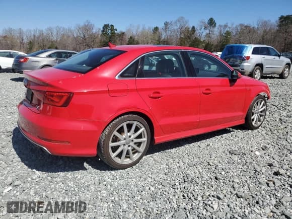 ✅ 2015 Audi A3 Prestige • VIN: WAUKFGFF8F1042086 • Lot: 50163435. Wystawiony na Copart z przebiegiem 85 210 mil. Bezpłatny archiwum sprzedaży aukcyjnych z USA i szczegółowy raport historii pojazdu na DreamBid. Zdjęcie 3.