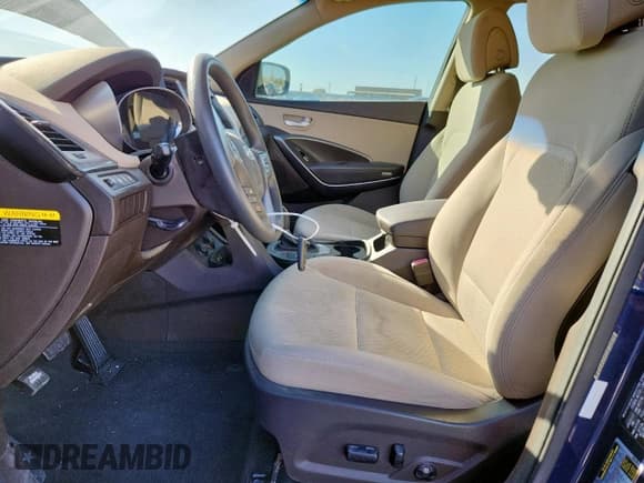 ✅ 2018 Hyundai Santa Fe 2.4L • VIN: 5XYZU3LB5JG507711 • Lot: 92424465. Wystawiony na Copart z przebiegiem 66 970 mil. Bezpłatny archiwum sprzedaży aukcyjnych z USA i szczegółowy raport historii pojazdu na DreamBid. Zdjęcie 7.