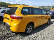 ✅ 2016 Toyota Sienna L • VIN: 5TDZK3DC1GS704058 • Lot: 85184565. Listed on Copart with Not provided. Free auction sales archive from the USA and detailed vehicle history report at DreamBid. Image 3.