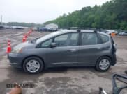 ✅ 2013 Honda Fit • VIN: JHMGE8G37DC074310 • Lot: 42537199. Wystawiony na IAAI z przebiegiem 144 486 mil. Bezpłatny archiwum sprzedaży aukcyjnych z USA i szczegółowy raport historii pojazdu na DreamBid. Zdjęcie 14.