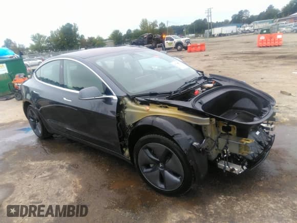 ✅ 2018 Tesla Model 3 Long Range Battery • VIN: 5YJ3E1EA6JF052757 • Lot: 43333869. Listed on IAAI with 53,550 mi. Free auction sales archive from the USA and detailed vehicle history report at DreamBid. Image 1.