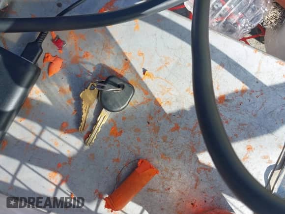 ✅ 2011 Chevrolet Silverado 1500 LS • VIN: 1GCRKREA1BZ313757 • Lot: 43327641. Wystawiony na IAAI z przebiegiem 111 363 mil mil. Skorzystaj z bezpłatnego archiwum sprzedaży aukcyjnych z USA i zobacz szczegółowy raport historii pojazdu na DreamBid. Zdjęcie 11.