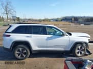 ✅ 2025 Jeep Grand Cherokee • VIN: 1C4RJYB62S8665930 • Lot: 42050717. Wystawiony na IAAI z przebiegiem 2 196 mil. Bezpłatny archiwum sprzedaży aukcyjnych z USA i szczegółowy raport historii pojazdu na DreamBid. Zdjęcie 14.