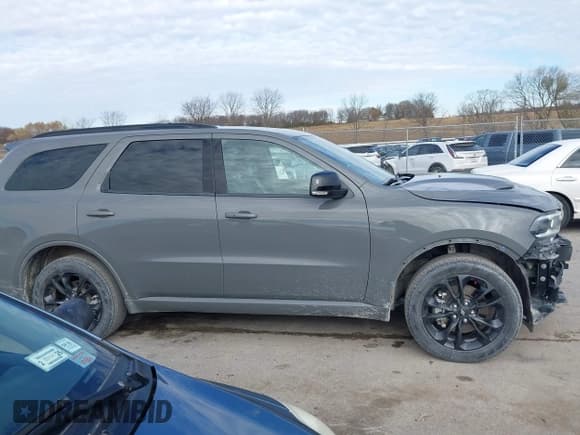 ✅ 2022 Dodge Durango GT Plus • VIN: 1C4RDJDG8NC210666 • Lot: 43671532. Listed on IAAI with 52,011 mi. Free auction sales archive from the USA and detailed vehicle history report at DreamBid. Image 13.