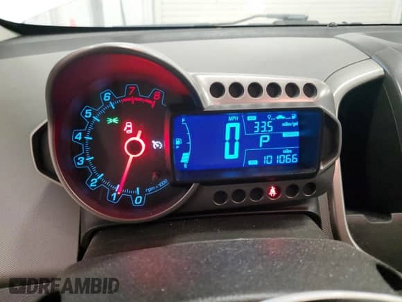 ✅ 2012 Chevrolet Sonic LT • VIN: 1G1JC6SH3C4108040 • Лот: 74981914. Размещён на Copart с пробегом 101 066 миль миль. Получите бесплатный доступ к архиву аукционных продаж из США и посмотрите подробный отчёт об истории автомобиля на DreamBid. Изображение 9.