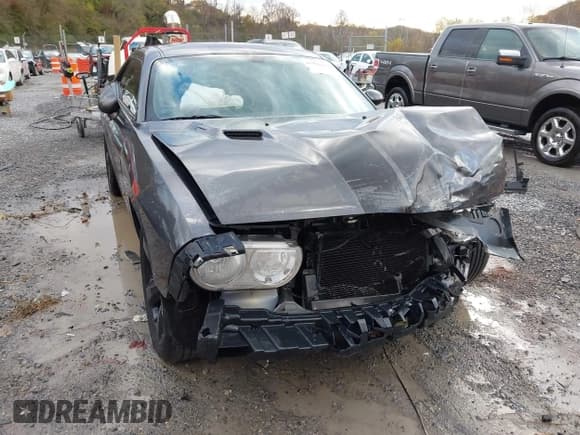 ✅ 2013 Dodge Challenger R/T Plus • VIN: 2C3CDYBT6DH679222 • Лот: 43590458. Опубликован ранее на IAAI с пробегом 113 117 миль. Бесплатный доступ к архиву аукционных продаж из США и подробный отчёт об истории автомобиля на DreamBid. Изображение 18.