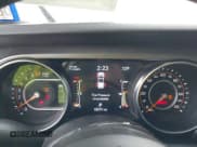 ✅ 2023 Jeep Gladiator Sport S • VIN: 1C6HJTAG9PL554845 • Lot: 41312360. Wystawiony na IAAI z przebiegiem 18 077 mil. Bezpłatny archiwum sprzedaży aukcyjnych z USA i szczegółowy raport historii pojazdu na DreamBid. Zdjęcie 7.