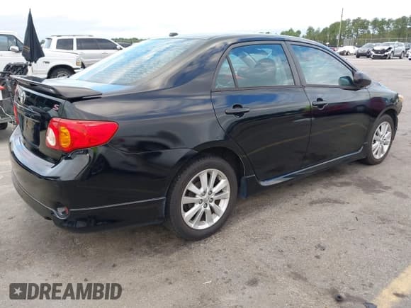✅ 2009 Toyota Corolla S • VIN: 1NXBU40E99Z064636 • Lot: 43366500. Wystawiony na IAAI z przebiegiem 152 416 mil. Bezpłatny archiwum sprzedaży aukcyjnych z USA i szczegółowy raport historii pojazdu na DreamBid. Zdjęcie 4.