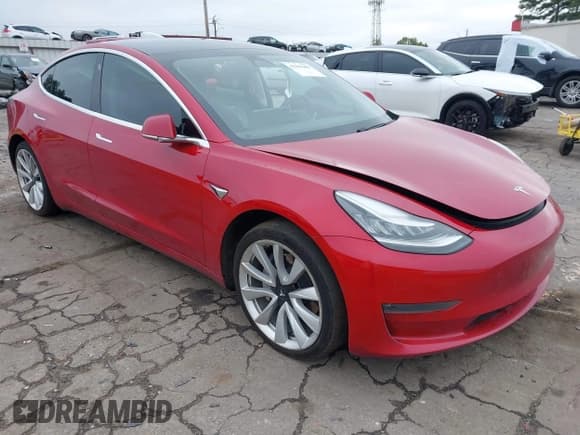 ✅ 2020 Tesla Model 3 Long Range • VIN: 5YJ3E1EBXLF783073 • Лот: 43381480. Опубликован ранее на IAAI с пробегом 164 541 миль. Бесплатный доступ к архиву аукционных продаж из США и подробный отчёт об истории автомобиля на DreamBid. Изображение 1.