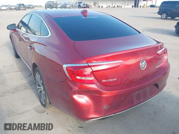 ✅ 2018 Buick LaCrosse Premium • VIN: 1G4ZR5SS6JU129584 • Лот: 43171332. Опубликован ранее на IAAI с пробегом 110 459 миль. Бесплатный доступ к архиву аукционных продаж из США и подробный отчёт об истории автомобиля на DreamBid. Изображение 6.
