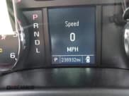 ✅ 2018 Chevrolet Silverado 1500 Custom • VIN: 1GCRCPEH5JZ324547 • Lot: 43389774. Wystawiony na IAAI z przebiegiem 238 932 mil. Bezpłatny archiwum sprzedaży aukcyjnych z USA i szczegółowy raport historii pojazdu na DreamBid. Zdjęcie 15.