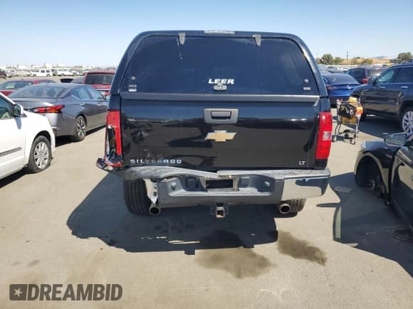 ✅ 2008 Chevrolet Silverado 1500 LTZ • VIN: 2GCEK19J681228909 • Lot: 69060824. Listed on Copart with 73,199 mi. Free auction sales archive from the USA and detailed vehicle history report at DreamBid. Image 6.
