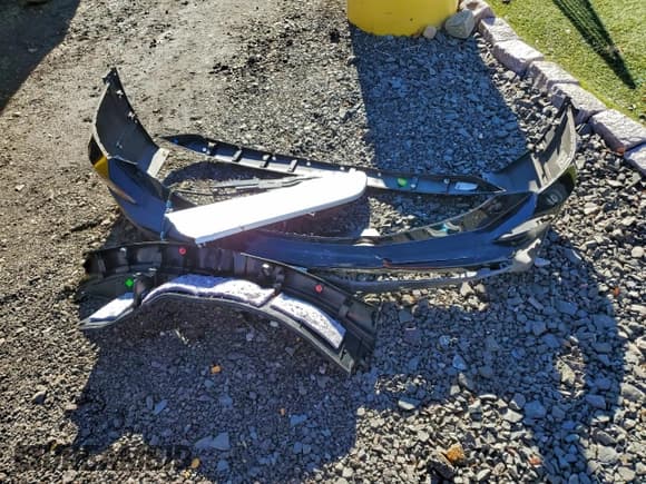 ✅ 2016 Toyota RAV4 SE • VIN: 2T3JFREV8GW459584 • Lot: 93817335. Wystawiony na Copart z przebiegiem 113 742 mil. Bezpłatny archiwum sprzedaży aukcyjnych z USA i szczegółowy raport historii pojazdu na DreamBid. Zdjęcie 13.