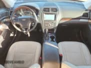 ✅ 2017 Ford Explorer Platinum • VIN: 1FM5K8HTXHGA14581 • Лот: 82730285. Опубликован ранее на Copart с пробегом 101 555 миль. Бесплатный доступ к архиву аукционных продаж из США и подробный отчёт об истории автомобиля на DreamBid. Изображение 8.