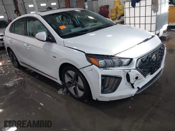 ✅ 2020 Hyundai Ioniq SEL • VIN: KMHC85LC9LU209366 • Lot: 41248182. Wystawiony na IAAI z przebiegiem 120 121 mil. Bezpłatny archiwum sprzedaży aukcyjnych z USA i szczegółowy raport historii pojazdu na DreamBid. Zdjęcie 1.