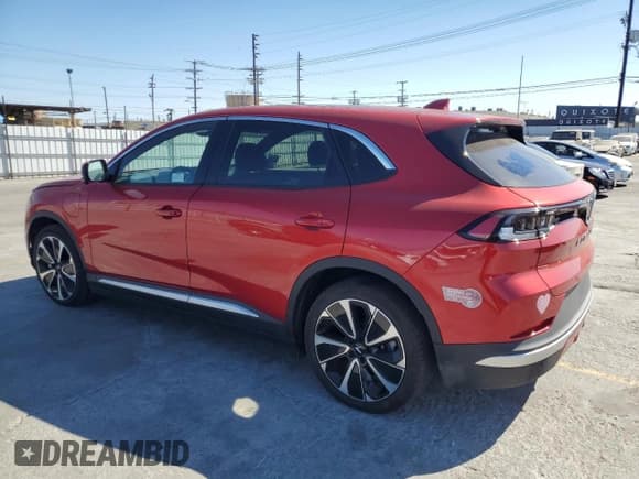 ✅ 2023 VinFast VF 8 Plus • VIN: RLLV1AFA6PH000482 • Lot: 67480545. Wystawiony na Copart z przebiegiem 7 086 mil. Bezpłatny archiwum sprzedaży aukcyjnych z USA i szczegółowy raport historii pojazdu na DreamBid. Zdjęcie 2.