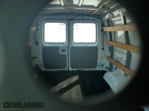 ✅ 2006 Ford Econoline Cargo • VIN: 1FTNE24W26DA70568 • Лот: 68775915. Опубликован ранее на Copart с пробегом Не указан. Бесплатный доступ к архиву аукционных продаж из США и подробный отчёт об истории автомобиля на DreamBid. Изображение 13.