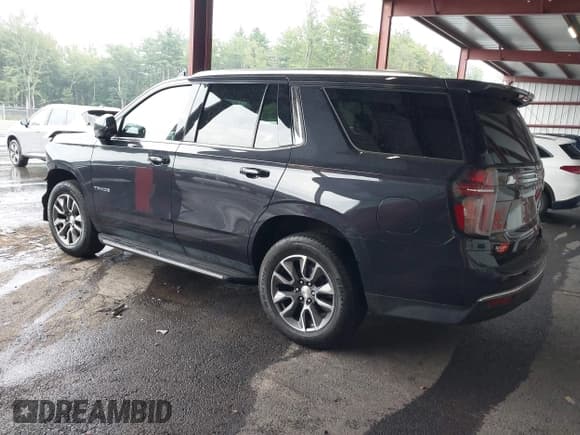 ✅ 2022 Chevrolet Tahoe LT • VIN: 1GNSKNKD1NR264693 • Lot: 42858446. Listed on IAAI with 17,283 mi. Free auction sales archive from the USA and detailed vehicle history report at DreamBid. Image 3.