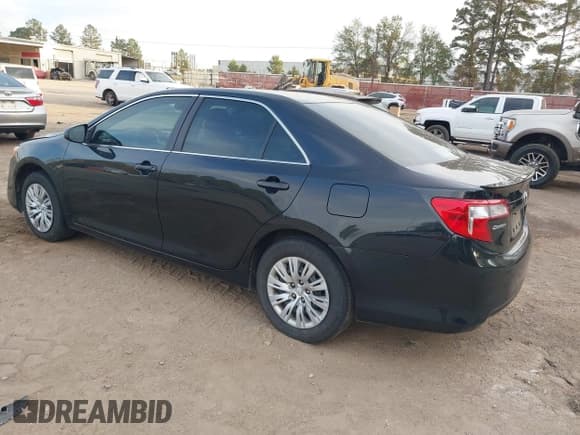 ✅ 2012 Toyota Camry LE • VIN: 4T4BF1FK2CR167464 • Лот: 43726834. Опубликован ранее на IAAI с пробегом 121 362 миль. Бесплатный доступ к архиву аукционных продаж из США и подробный отчёт об истории автомобиля на DreamBid. Изображение 3.