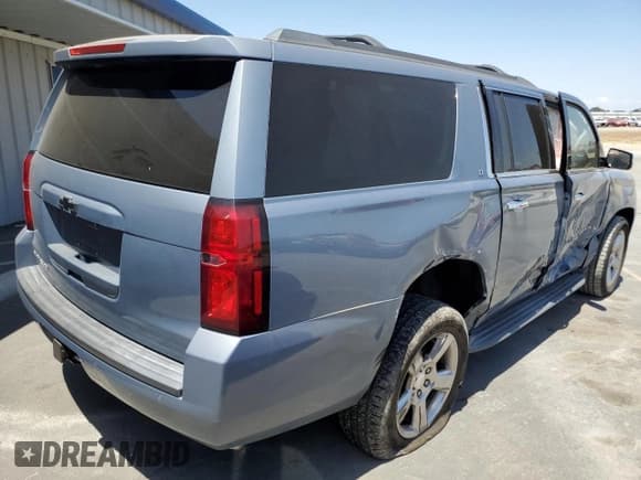 ✅ 2016 Chevrolet Suburban LT • VIN: 1GNSCHKC5GR293395 • Lot: 56703454. Wystawiony na Copart z przebiegiem Nie podano. Bezpłatny archiwum sprzedaży aukcyjnych z USA i szczegółowy raport historii pojazdu na DreamBid. Zdjęcie 3.