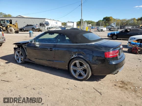 ✅ 2011 Audi S5 Premium Plus • VIN: WAUCGAFH3BN001156 • Lot: 75339654. Wystawiony na Copart z przebiegiem 160 557 mil. Bezpłatny archiwum sprzedaży aukcyjnych z USA i szczegółowy raport historii pojazdu na DreamBid. Zdjęcie 2.