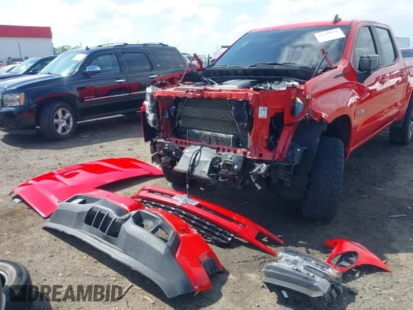 ✅ 2021 Chevrolet Silverado 1500 RST • VIN: 3GCUYEET3MG176410 • Лот: 42119458. Опубликован ранее на IAAI с пробегом 106 132 миль. Бесплатный доступ к архиву аукционных продаж из США и подробный отчёт об истории автомобиля на DreamBid. Изображение 6.