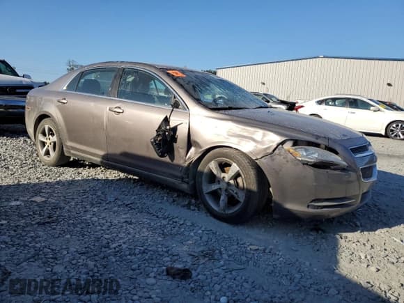 ✅ 2011 Chevrolet Malibu 1LT • VIN: 1G1ZC5E11BF218020 • Lot: 76880924. Listed on Copart with 215,802 mi. Free auction sales archive from the USA and detailed vehicle history report at DreamBid. Image 4.