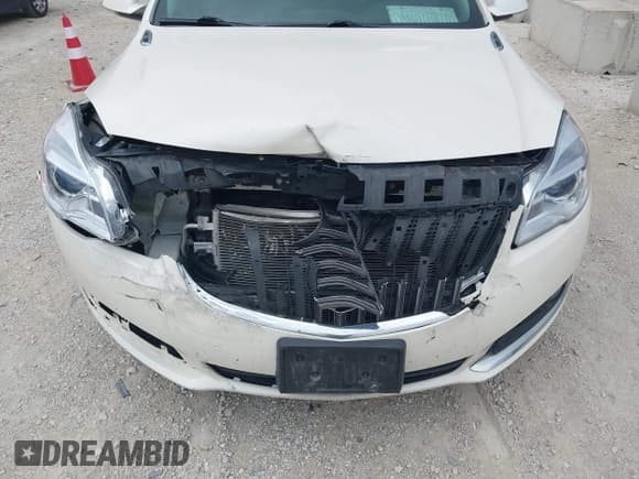 ✅ 2015 Buick Regal Premium I • VIN: 2G4GN5EX2F9164945 • Lot: 43124090. Listed on IAAI with 108,375 mi. Free auction sales archive from the USA and detailed vehicle history report at DreamBid. Image 6.